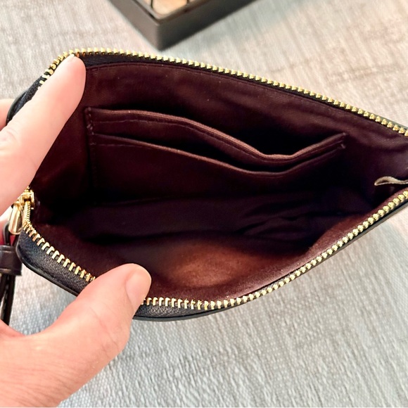 COACH Corner Zip Wristlet With Coach Monongram Print NEW!! - Picture 4 of 6